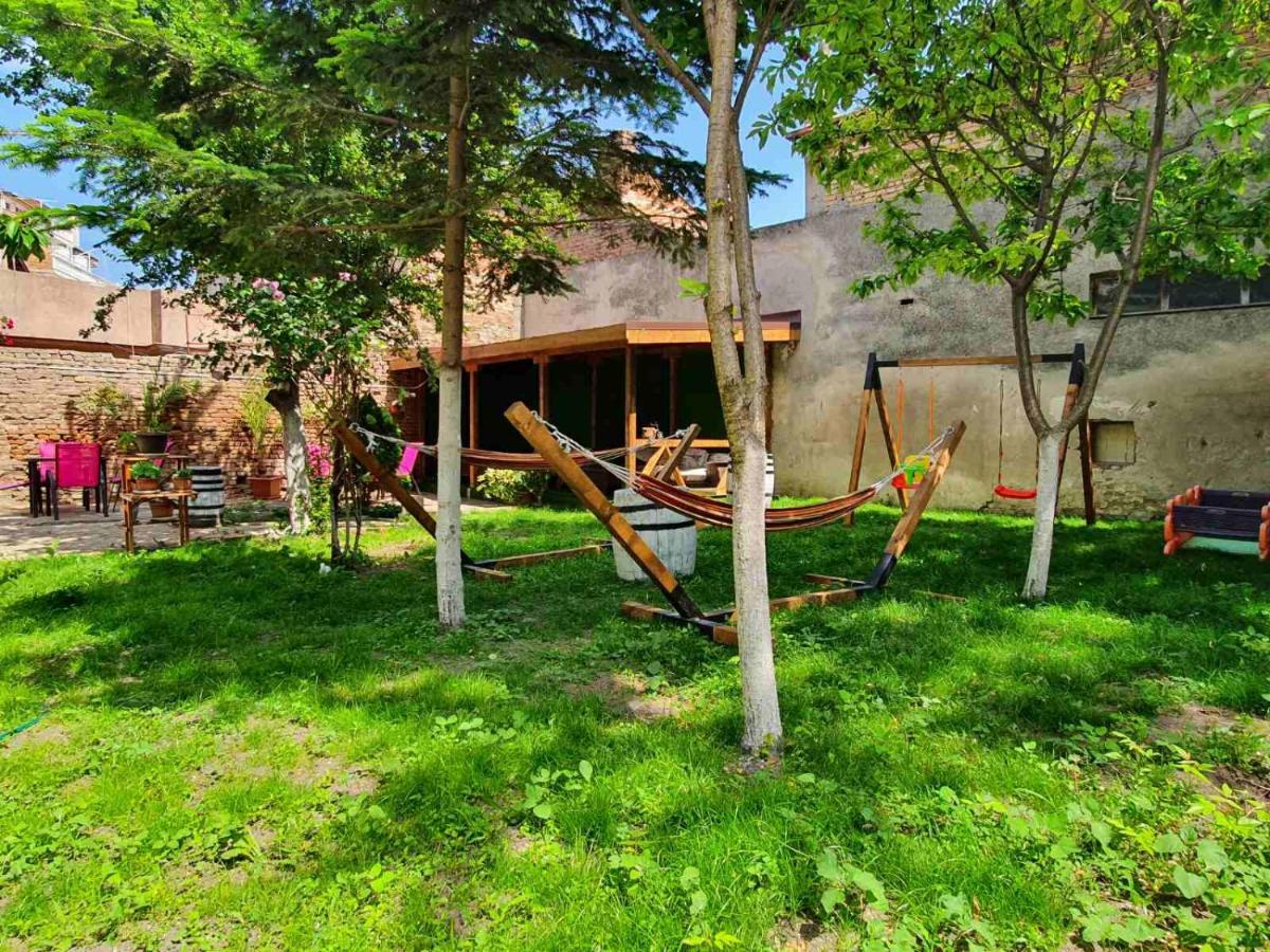 House With Garden Hotell Pomorie Eksteriør bilde